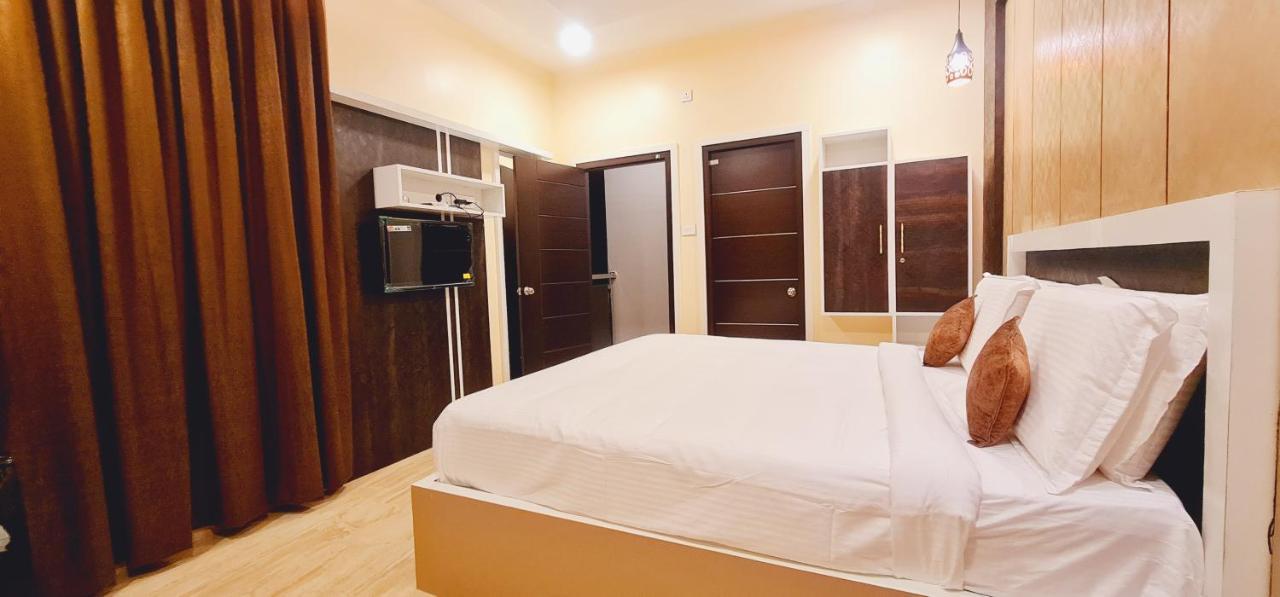 Le Cressida Hotel Йеркауд Екстериор снимка